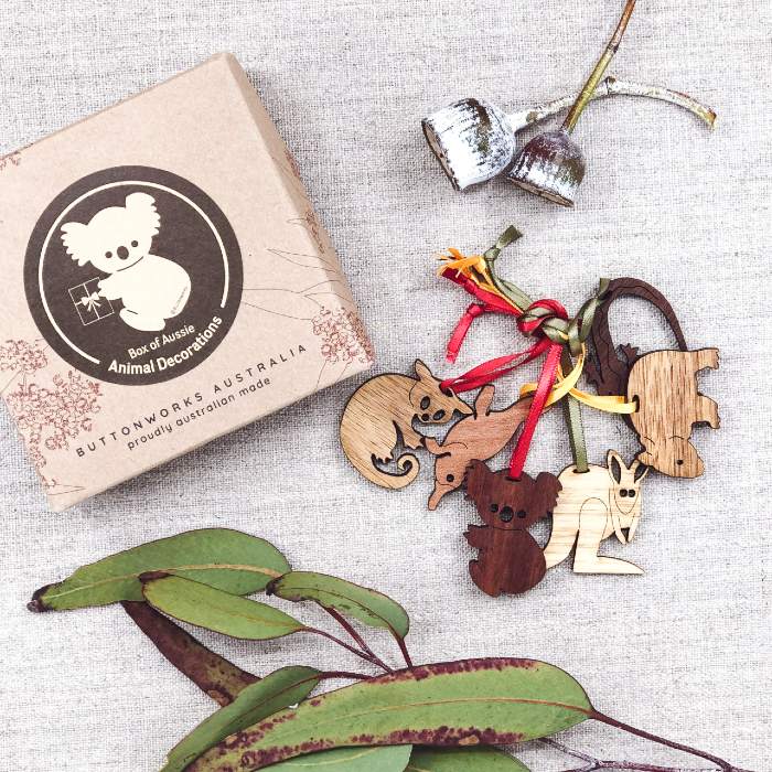 Decorations Box of 6 Animals