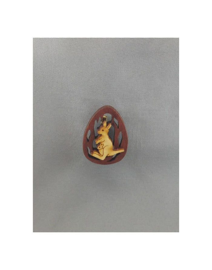 Wood Brooch Kangaroo Oval